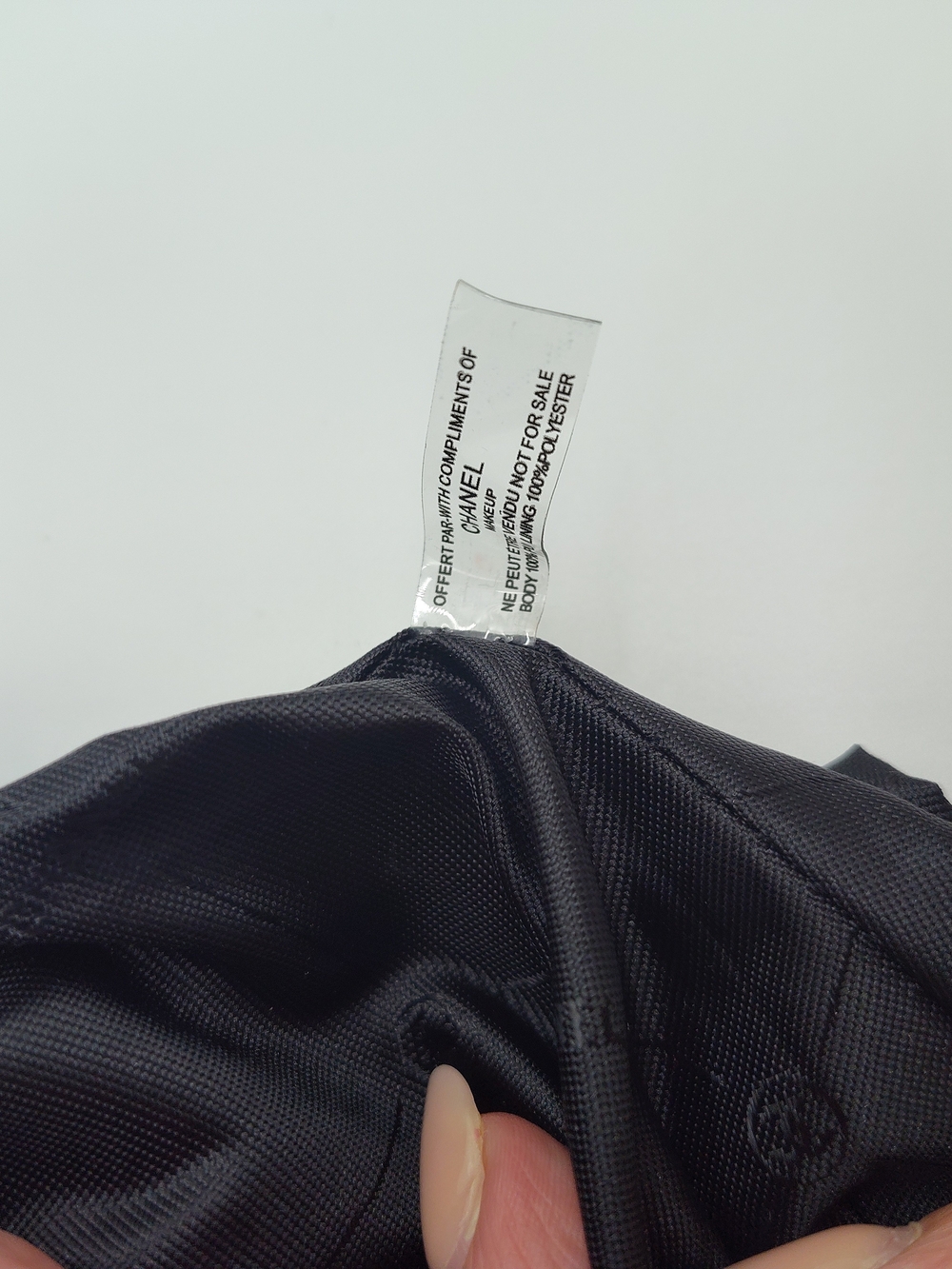 CHANEL Makeup Promotional GifQuilted Fold Over Pouch Black Silver Chain STUNNING - Picture 12 of 13
